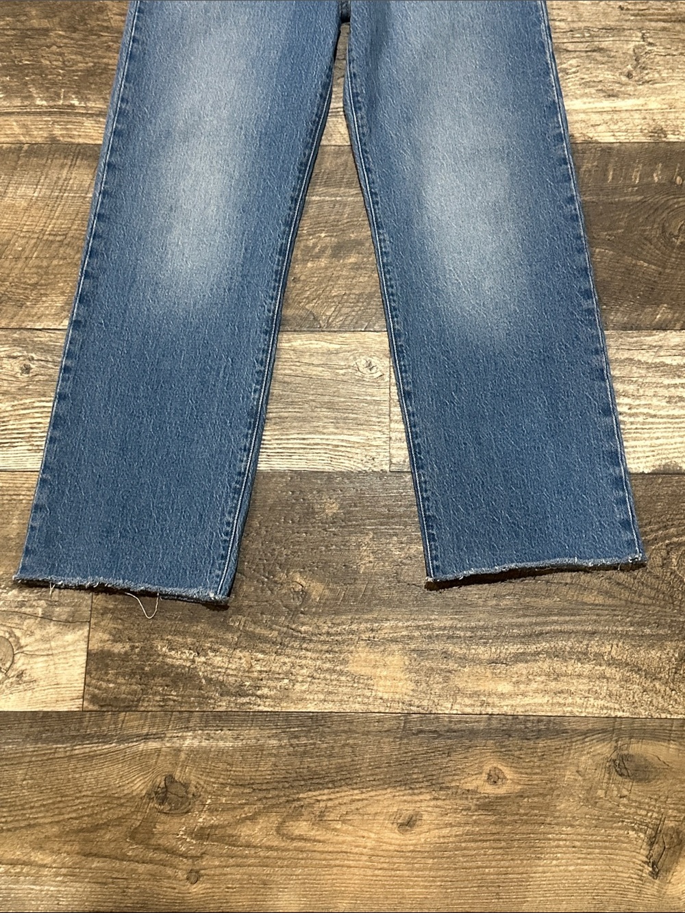 Levi’s Ribcage Straight - Picture 3 of 7